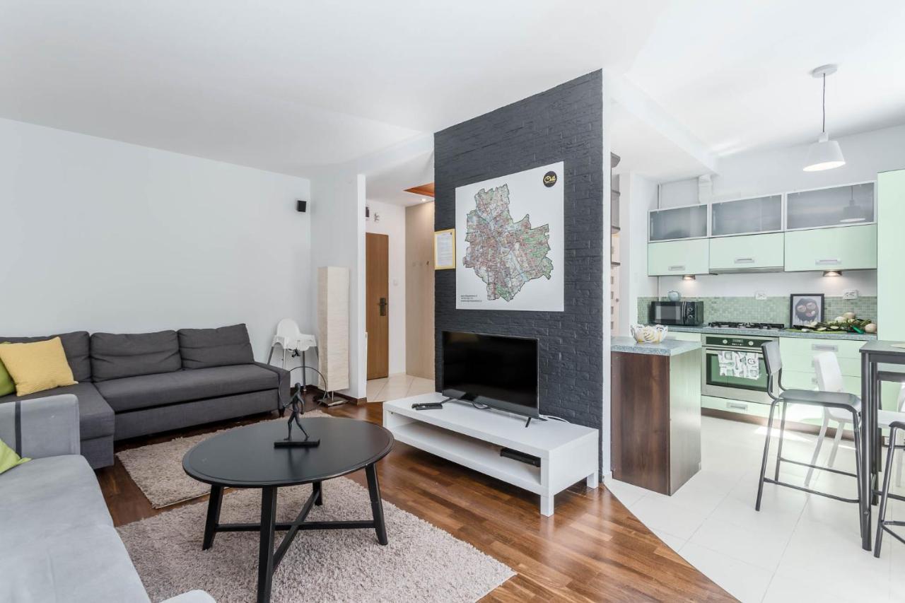 Chill Apartments Kabaty Family Warschau Exterior foto