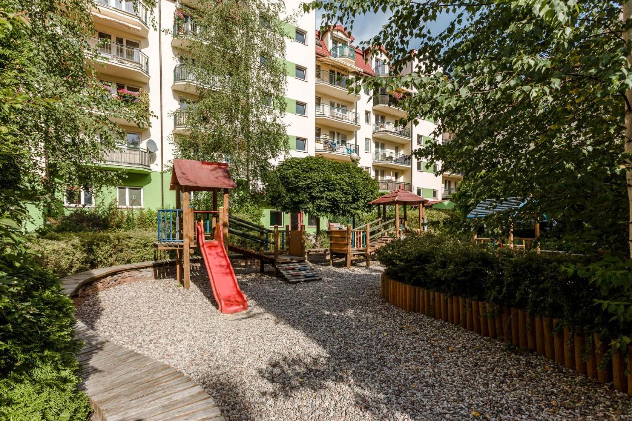 Chill Apartments Kabaty Family Warschau Exterior foto