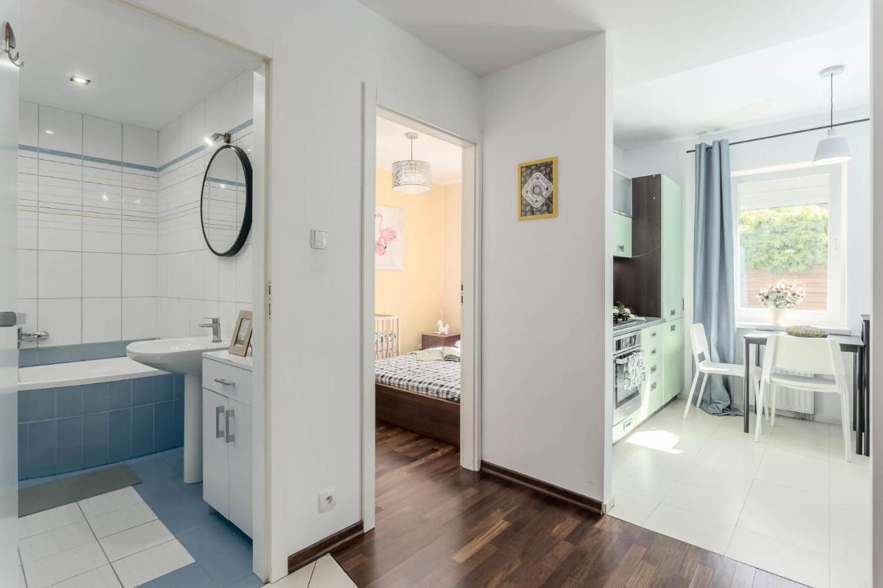 Chill Apartments Kabaty Family Warschau Exterior foto