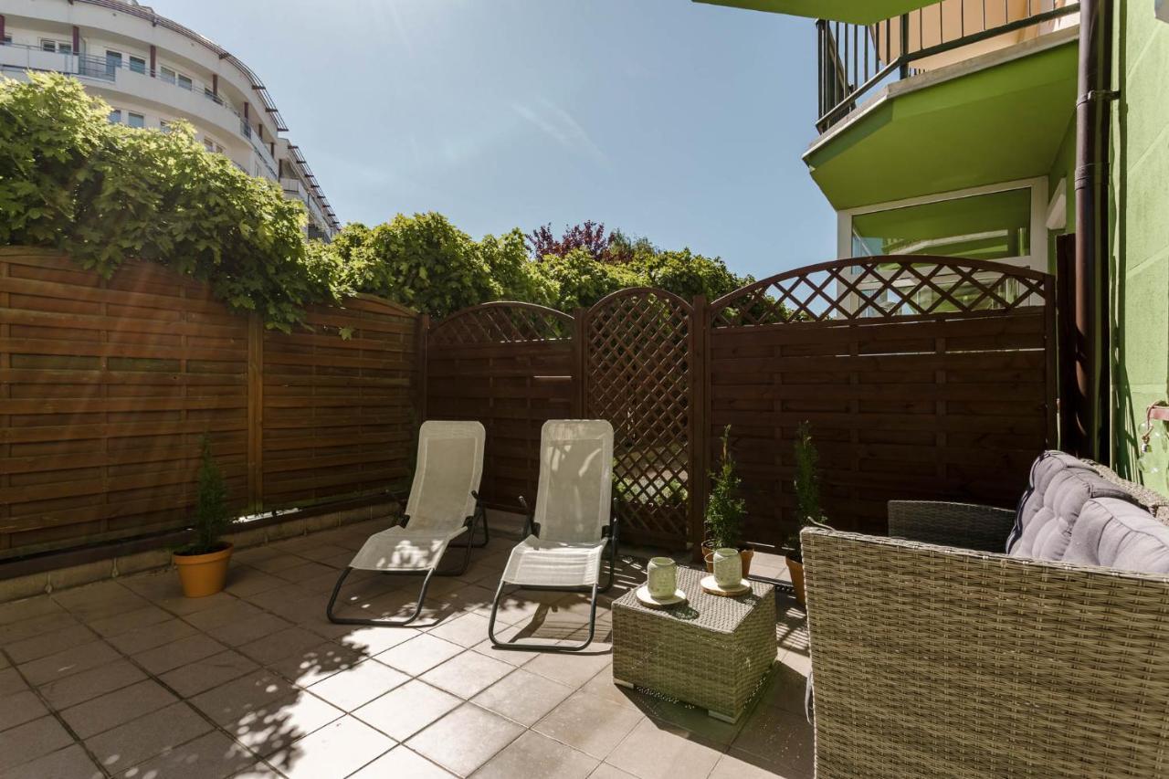 Chill Apartments Kabaty Family Warschau Exterior foto